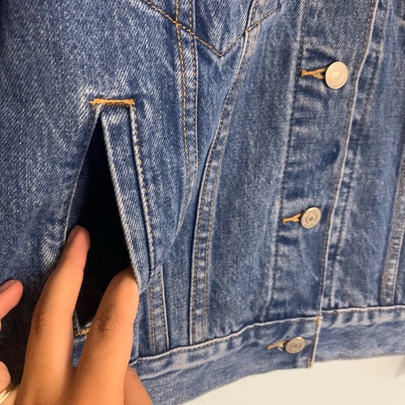 Levi's Original Sequin Trucker Jean Jacket Denim Blue Red Size Small - Picture 5 of 16